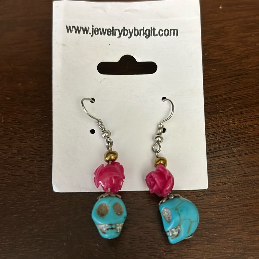 Handmade skull earrings